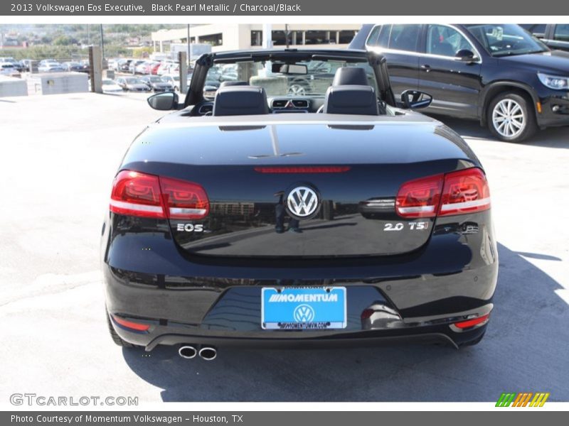 Black Pearl Metallic / Charcoal/Black 2013 Volkswagen Eos Executive