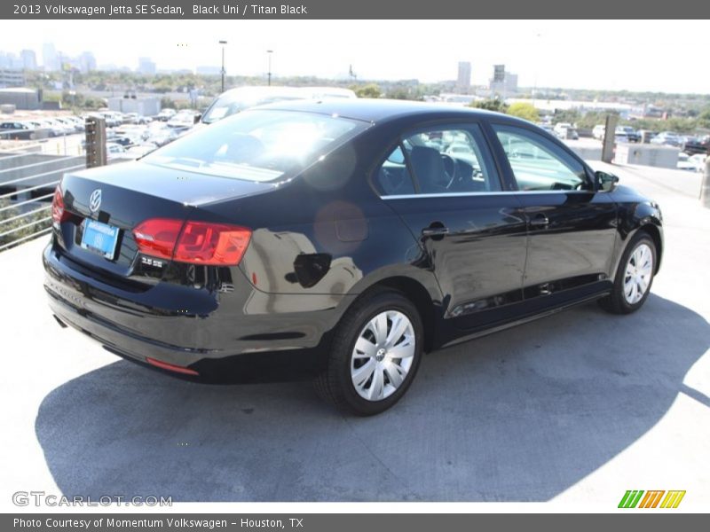 Black Uni / Titan Black 2013 Volkswagen Jetta SE Sedan