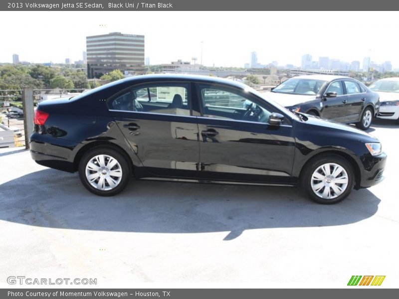 Black Uni / Titan Black 2013 Volkswagen Jetta SE Sedan