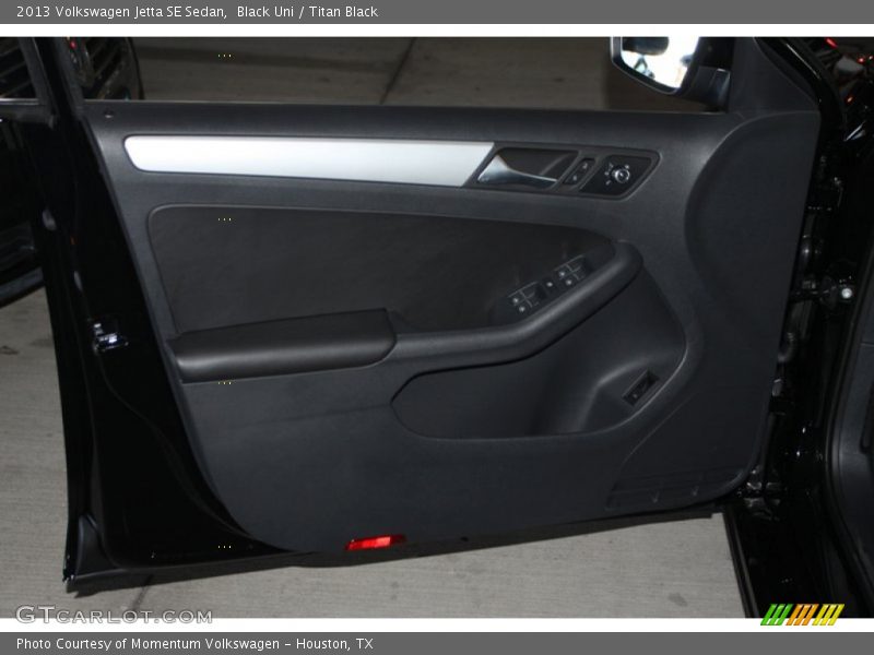 Black Uni / Titan Black 2013 Volkswagen Jetta SE Sedan