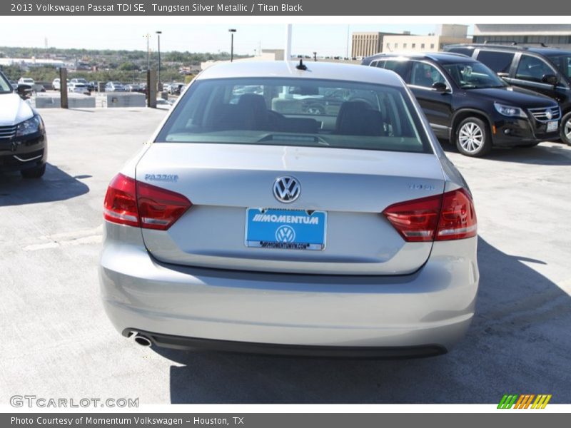 Tungsten Silver Metallic / Titan Black 2013 Volkswagen Passat TDI SE
