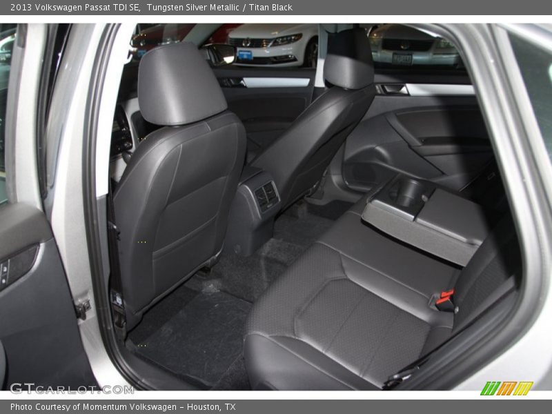 Tungsten Silver Metallic / Titan Black 2013 Volkswagen Passat TDI SE