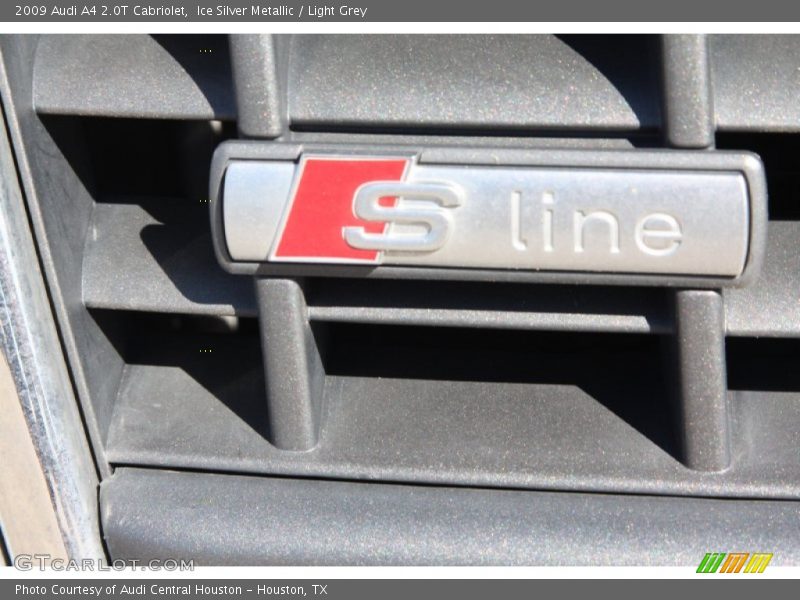 Ice Silver Metallic / Light Grey 2009 Audi A4 2.0T Cabriolet