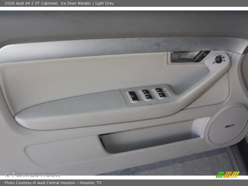 Ice Silver Metallic / Light Grey 2009 Audi A4 2.0T Cabriolet