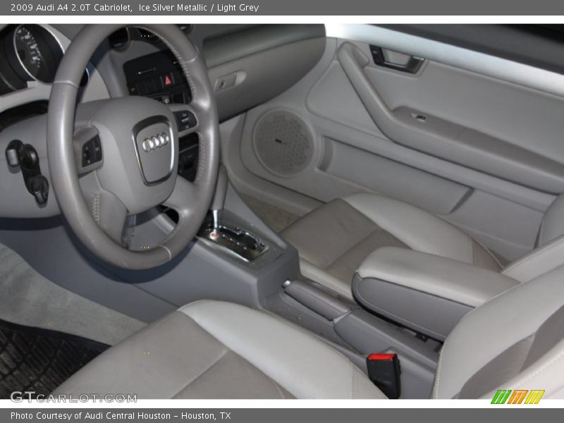 Ice Silver Metallic / Light Grey 2009 Audi A4 2.0T Cabriolet