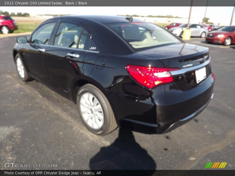 Black / Black 2013 Chrysler 200 Limited Sedan