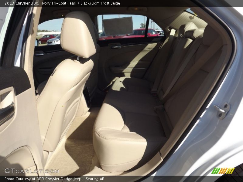 Ivory Tri-Coat Pearl / Black/Light Frost Beige 2013 Chrysler 300
