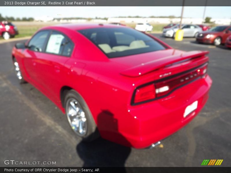 Redline 3 Coat Pearl / Black 2013 Dodge Charger SE