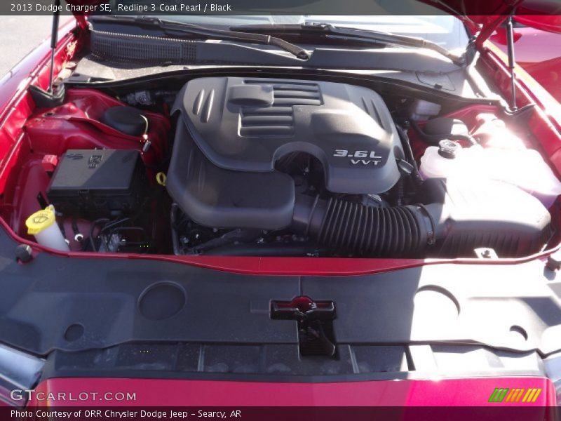 Redline 3 Coat Pearl / Black 2013 Dodge Charger SE