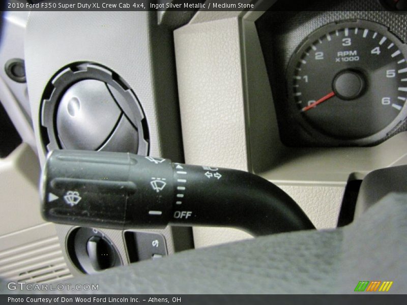 Controls of 2010 F350 Super Duty XL Crew Cab 4x4