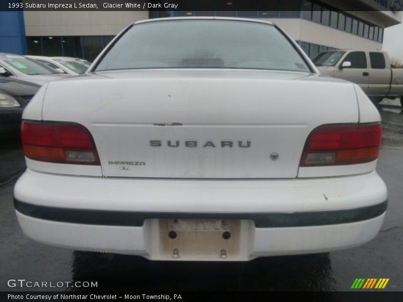 Glacier White / Dark Gray 1993 Subaru Impreza L Sedan