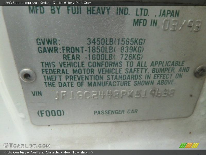 Glacier White / Dark Gray 1993 Subaru Impreza L Sedan