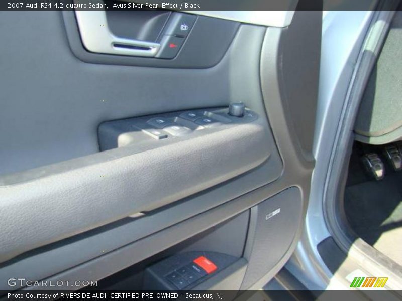 Avus Silver Pearl Effect / Black 2007 Audi RS4 4.2 quattro Sedan