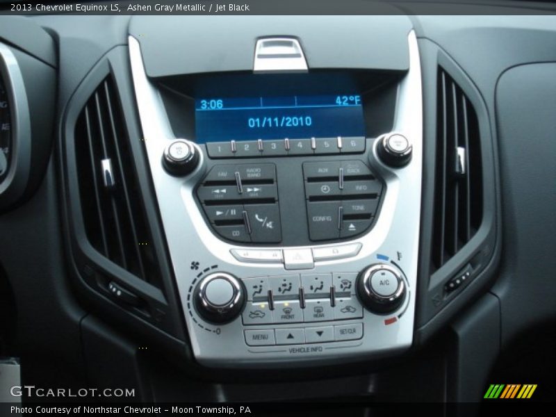 Ashen Gray Metallic / Jet Black 2013 Chevrolet Equinox LS