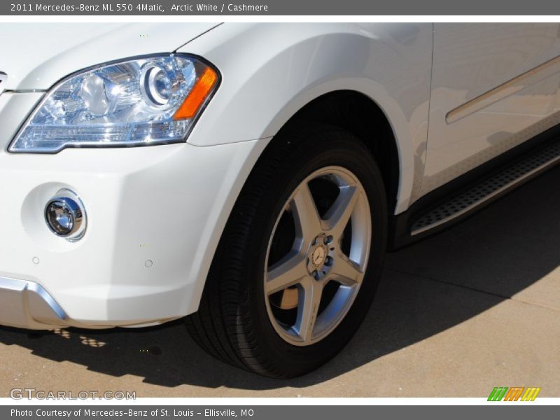 Arctic White / Cashmere 2011 Mercedes-Benz ML 550 4Matic