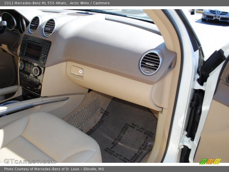 Arctic White / Cashmere 2011 Mercedes-Benz ML 550 4Matic