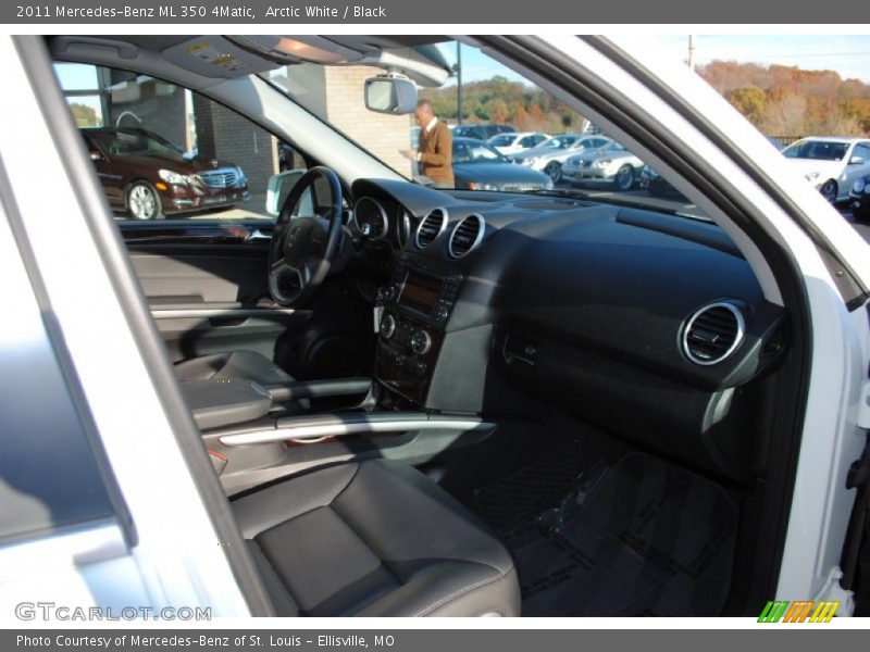 Arctic White / Black 2011 Mercedes-Benz ML 350 4Matic