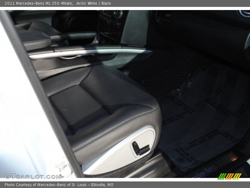 Arctic White / Black 2011 Mercedes-Benz ML 350 4Matic