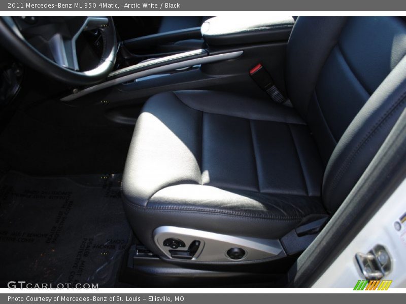 Arctic White / Black 2011 Mercedes-Benz ML 350 4Matic