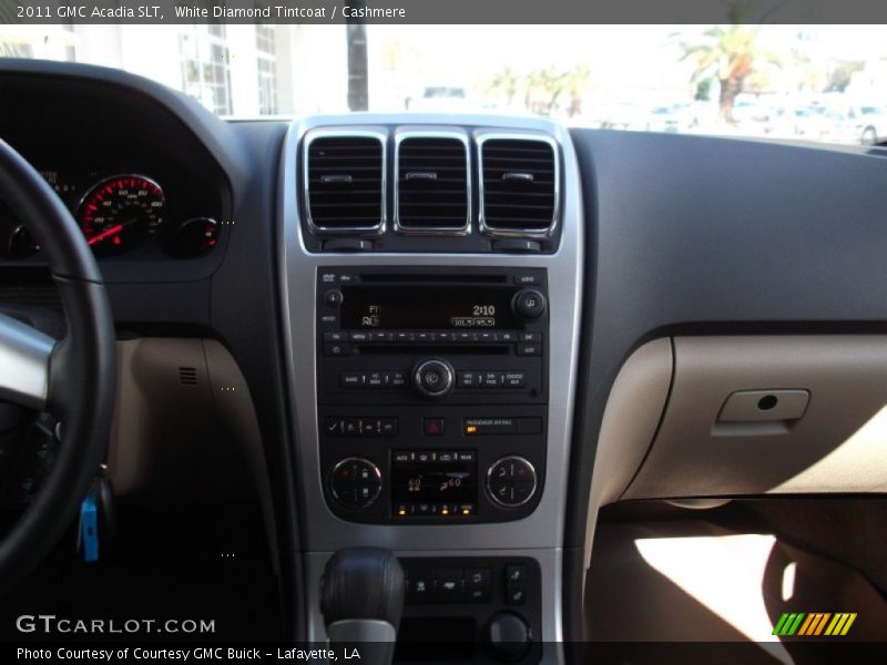 White Diamond Tintcoat / Cashmere 2011 GMC Acadia SLT