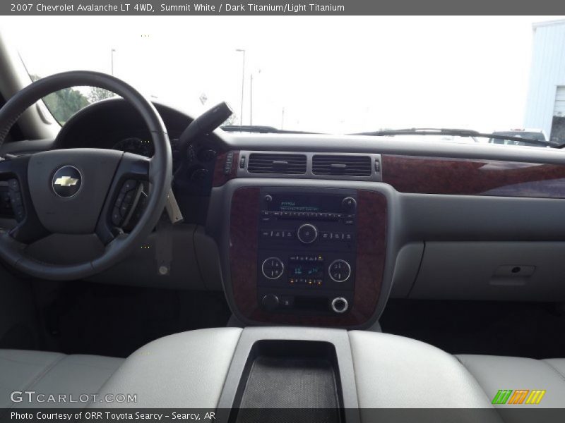 Summit White / Dark Titanium/Light Titanium 2007 Chevrolet Avalanche LT 4WD