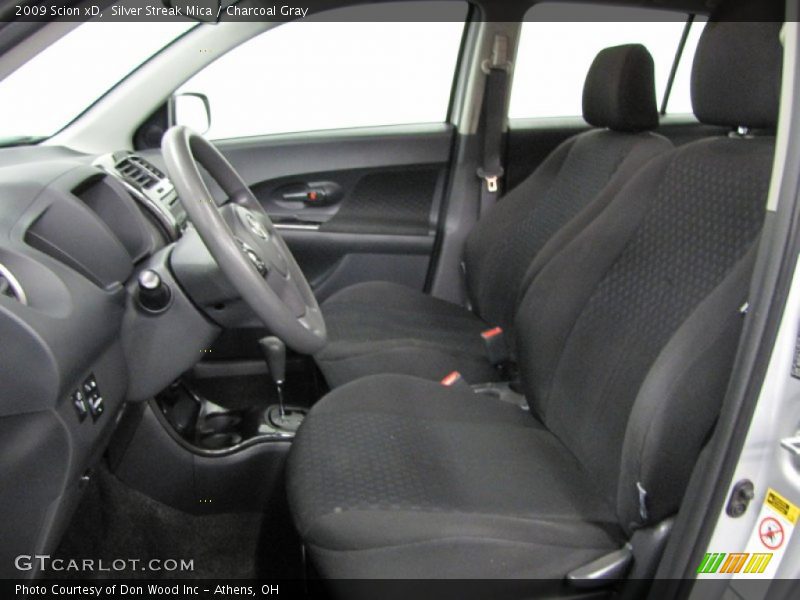 Silver Streak Mica / Charcoal Gray 2009 Scion xD