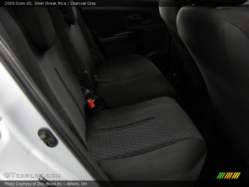Silver Streak Mica / Charcoal Gray 2009 Scion xD