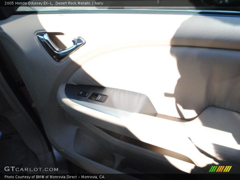 Desert Rock Metallic / Ivory 2005 Honda Odyssey EX-L