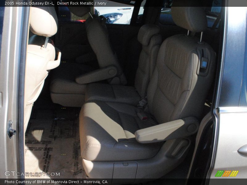 Desert Rock Metallic / Ivory 2005 Honda Odyssey EX-L