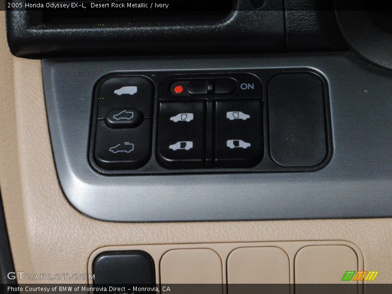Desert Rock Metallic / Ivory 2005 Honda Odyssey EX-L