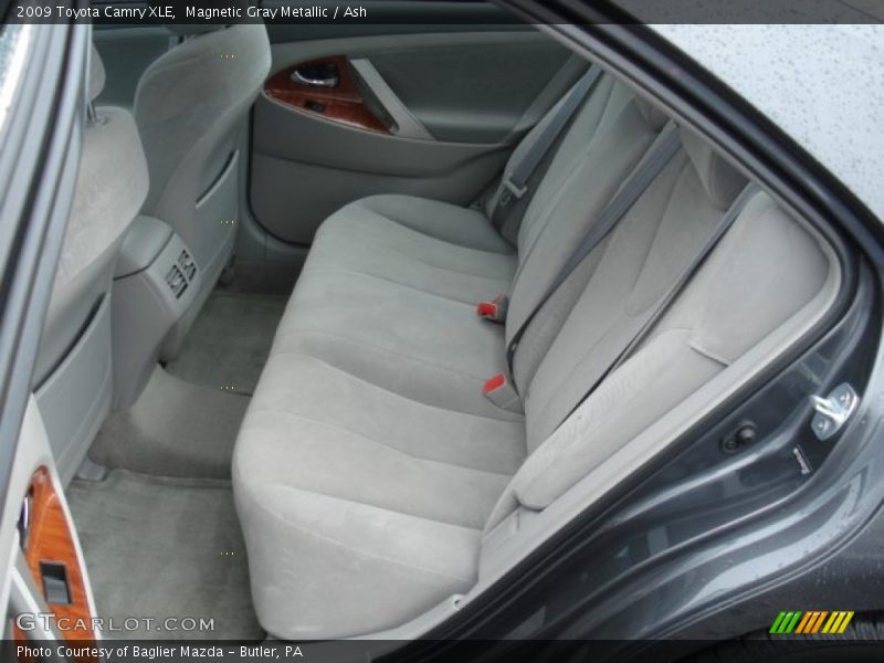 Magnetic Gray Metallic / Ash 2009 Toyota Camry XLE