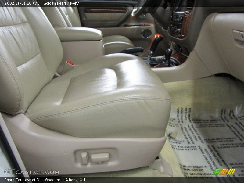 Golden Pearl / Ivory 2002 Lexus LX 470