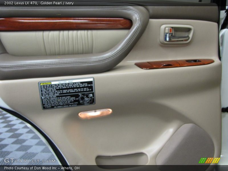Golden Pearl / Ivory 2002 Lexus LX 470