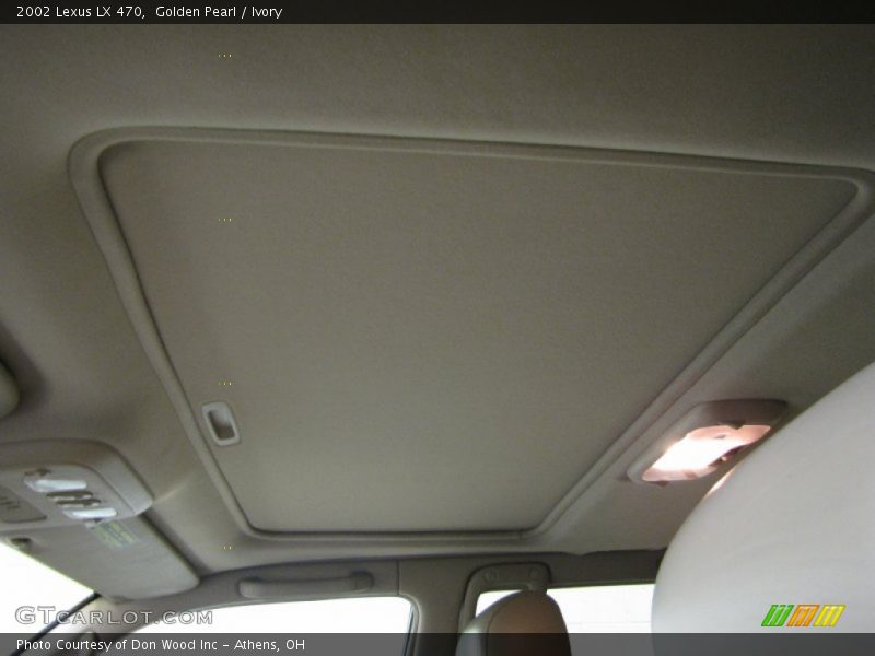 Golden Pearl / Ivory 2002 Lexus LX 470