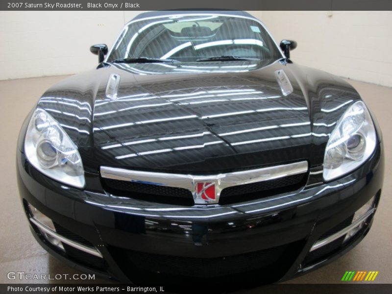 Black Onyx / Black 2007 Saturn Sky Roadster