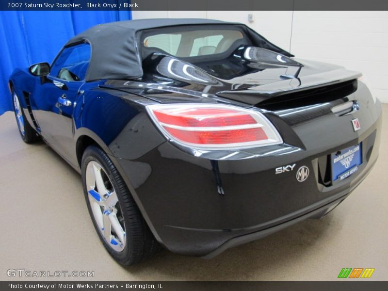 Black Onyx / Black 2007 Saturn Sky Roadster