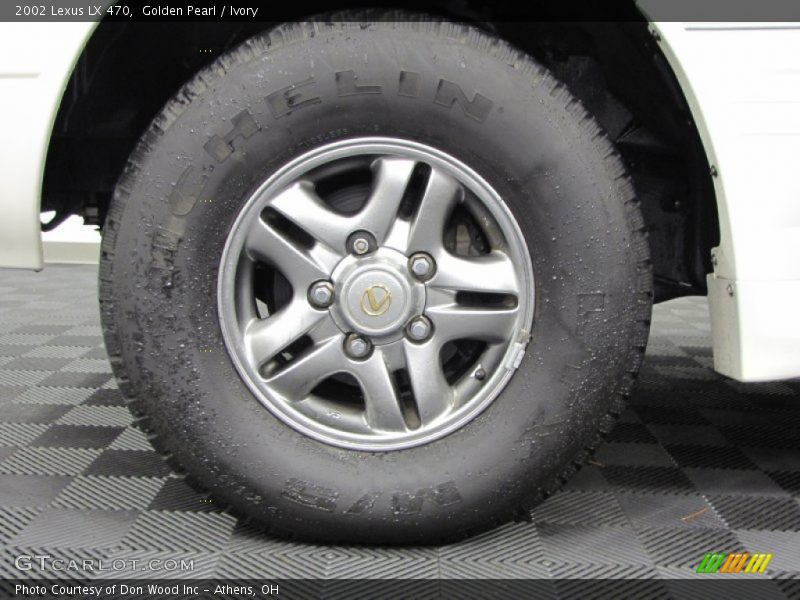 Golden Pearl / Ivory 2002 Lexus LX 470