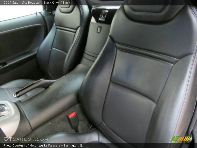 Black Onyx / Black 2007 Saturn Sky Roadster