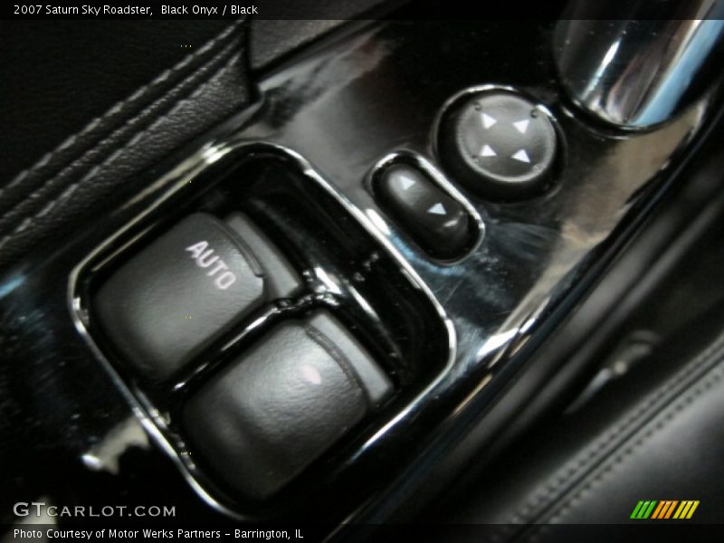 Black Onyx / Black 2007 Saturn Sky Roadster