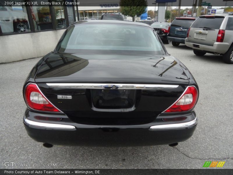 Ebony Black / Charcoal 2006 Jaguar XJ XJ8