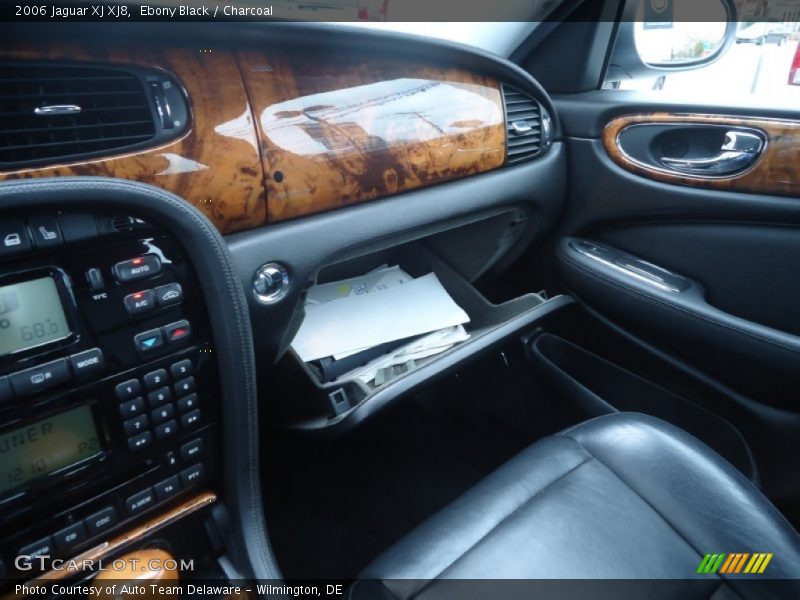 Ebony Black / Charcoal 2006 Jaguar XJ XJ8