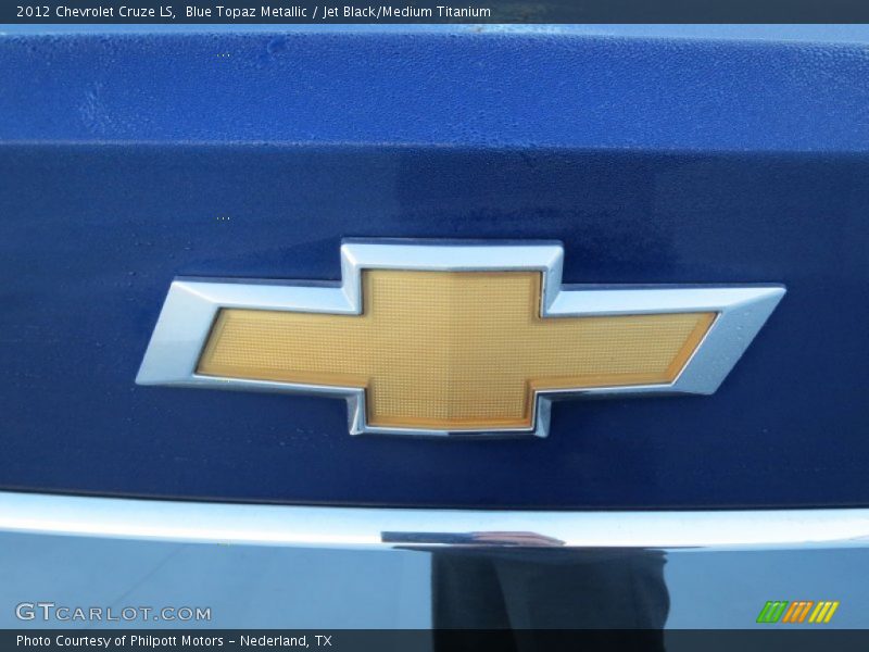 Blue Topaz Metallic / Jet Black/Medium Titanium 2012 Chevrolet Cruze LS