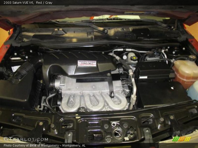 Red / Gray 2003 Saturn VUE V6