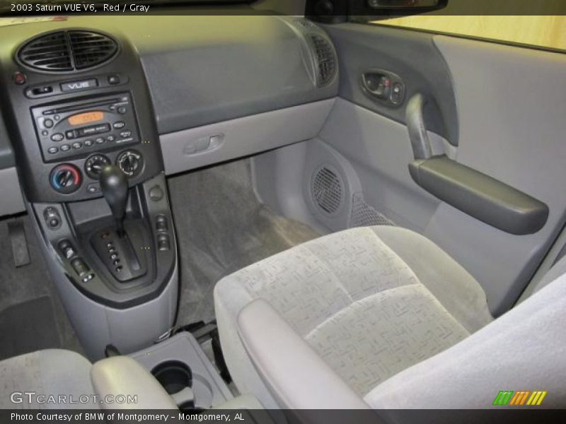 Red / Gray 2003 Saturn VUE V6