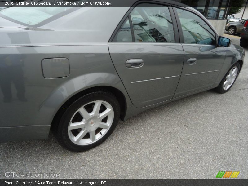 Silver Smoke / Light Gray/Ebony 2005 Cadillac CTS Sedan