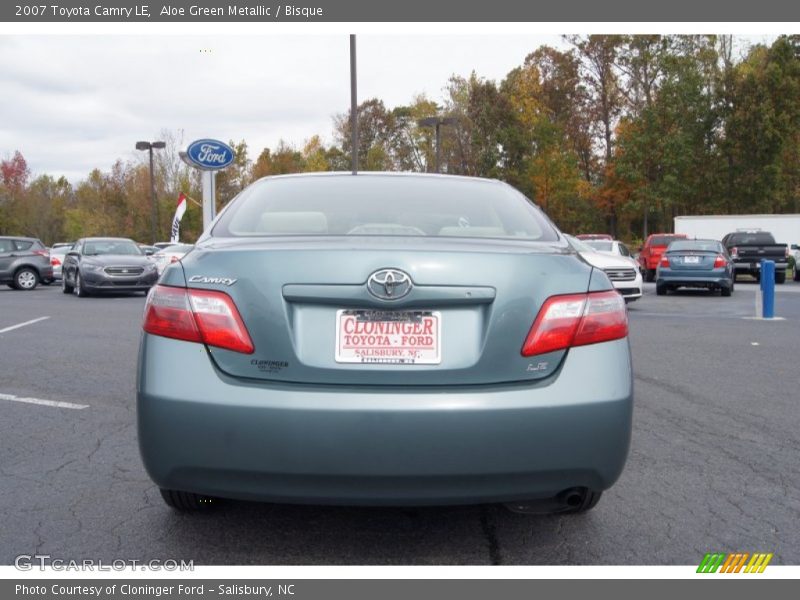 Aloe Green Metallic / Bisque 2007 Toyota Camry LE