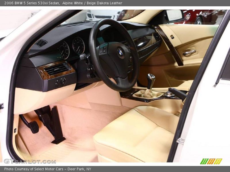 Alpine White / Beige Dakota Leather 2006 BMW 5 Series 530xi Sedan