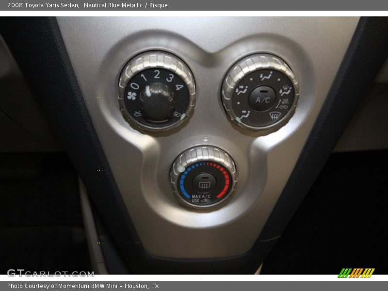 Controls of 2008 Yaris Sedan