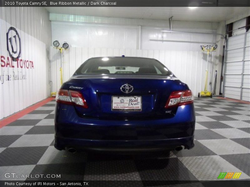 Blue Ribbon Metallic / Dark Charcoal 2010 Toyota Camry SE