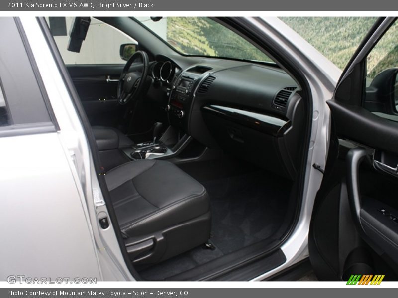 Bright Silver / Black 2011 Kia Sorento EX V6 AWD
